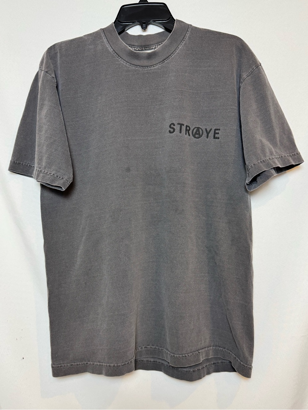 Men’s Straye Charcoal Gray Tee M